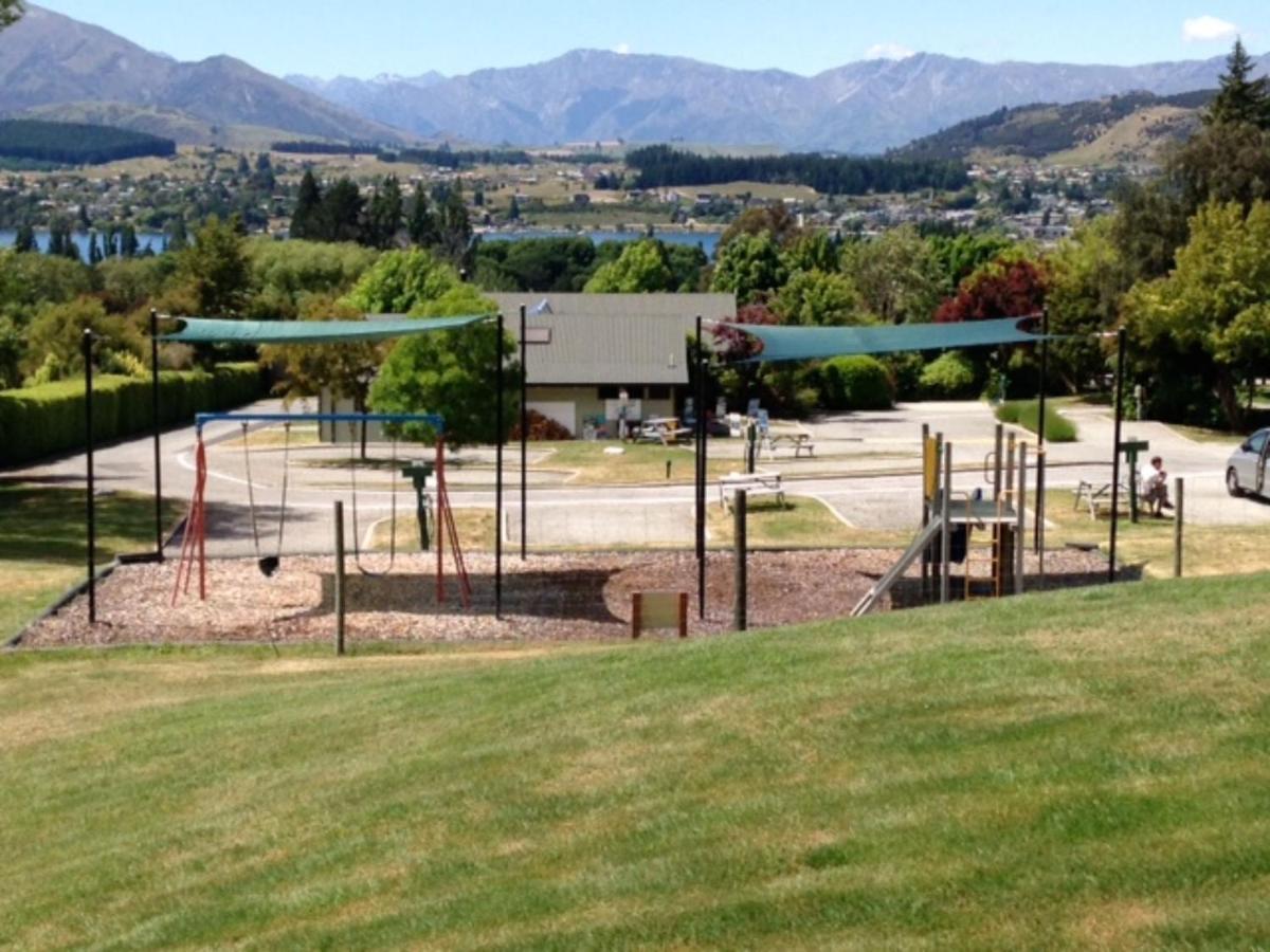 Wanaka Top 10 Holiday Park Bagian luar foto