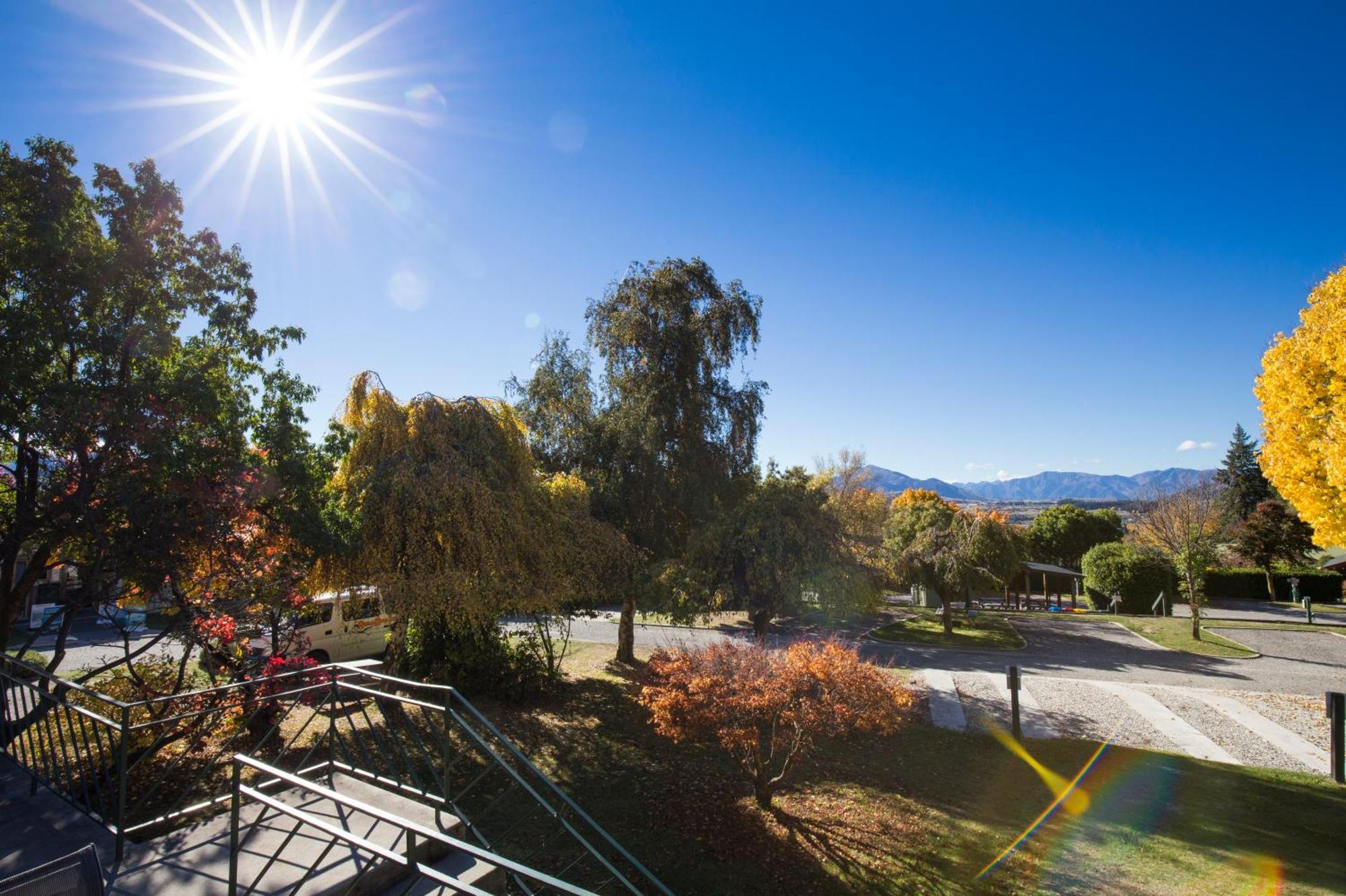 Wanaka Top 10 Holiday Park Bagian luar foto