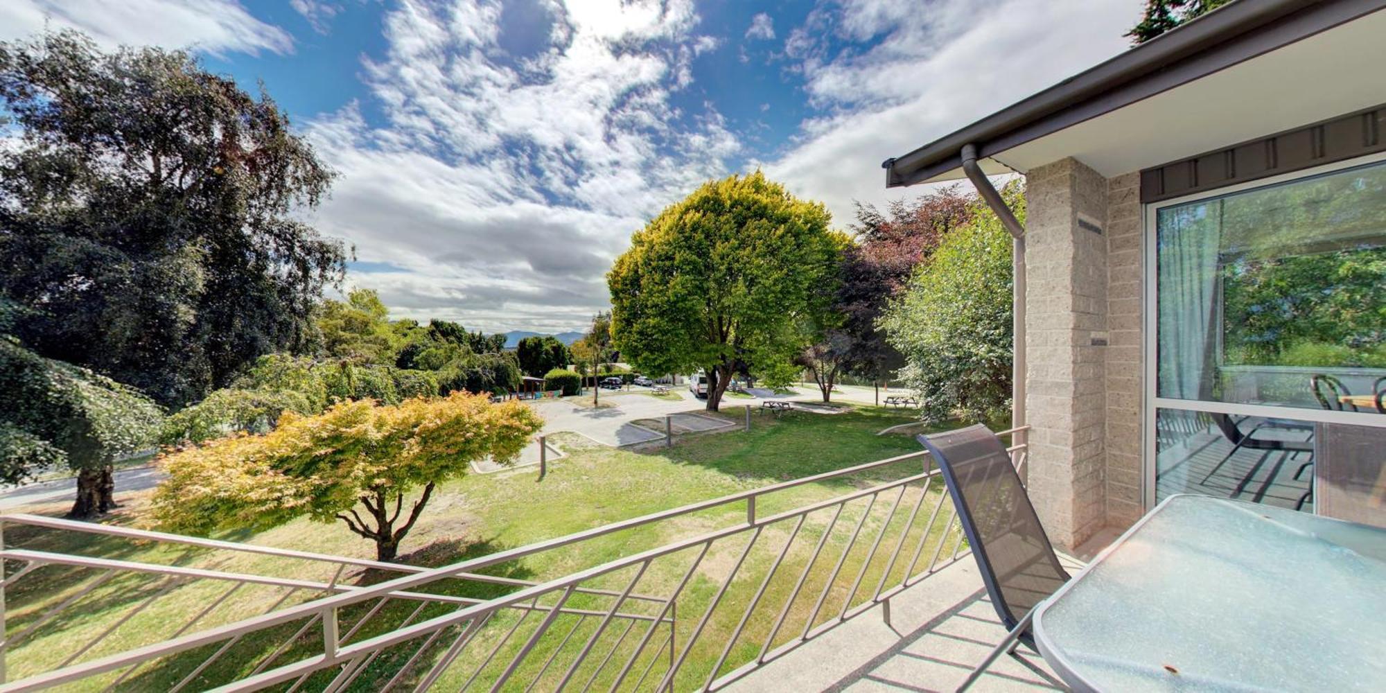 Wanaka Top 10 Holiday Park Bagian luar foto