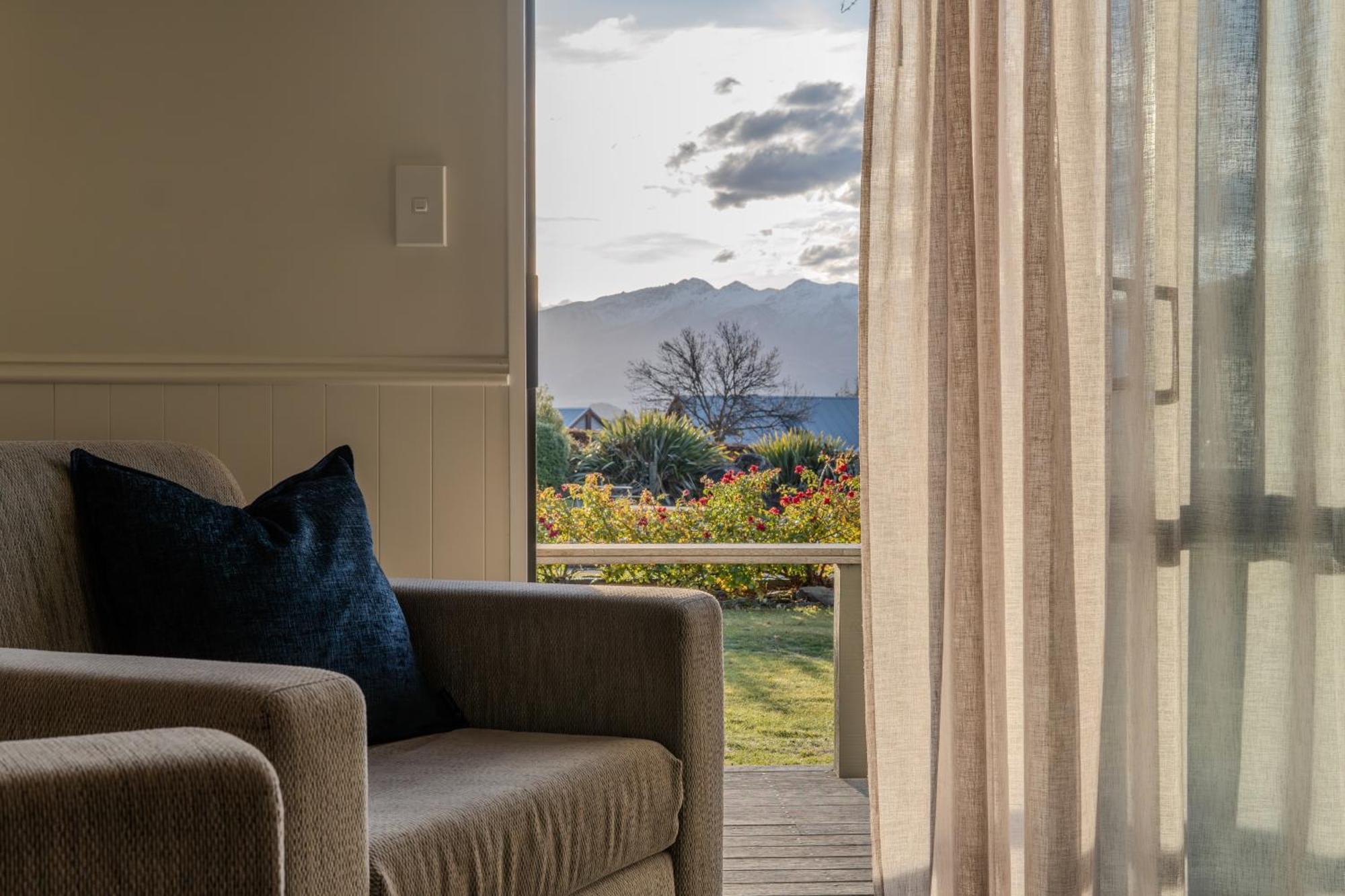 Wanaka Top 10 Holiday Park Bagian luar foto