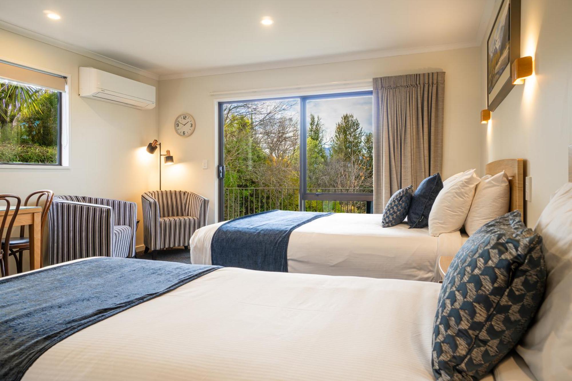 Wanaka Top 10 Holiday Park Bagian luar foto