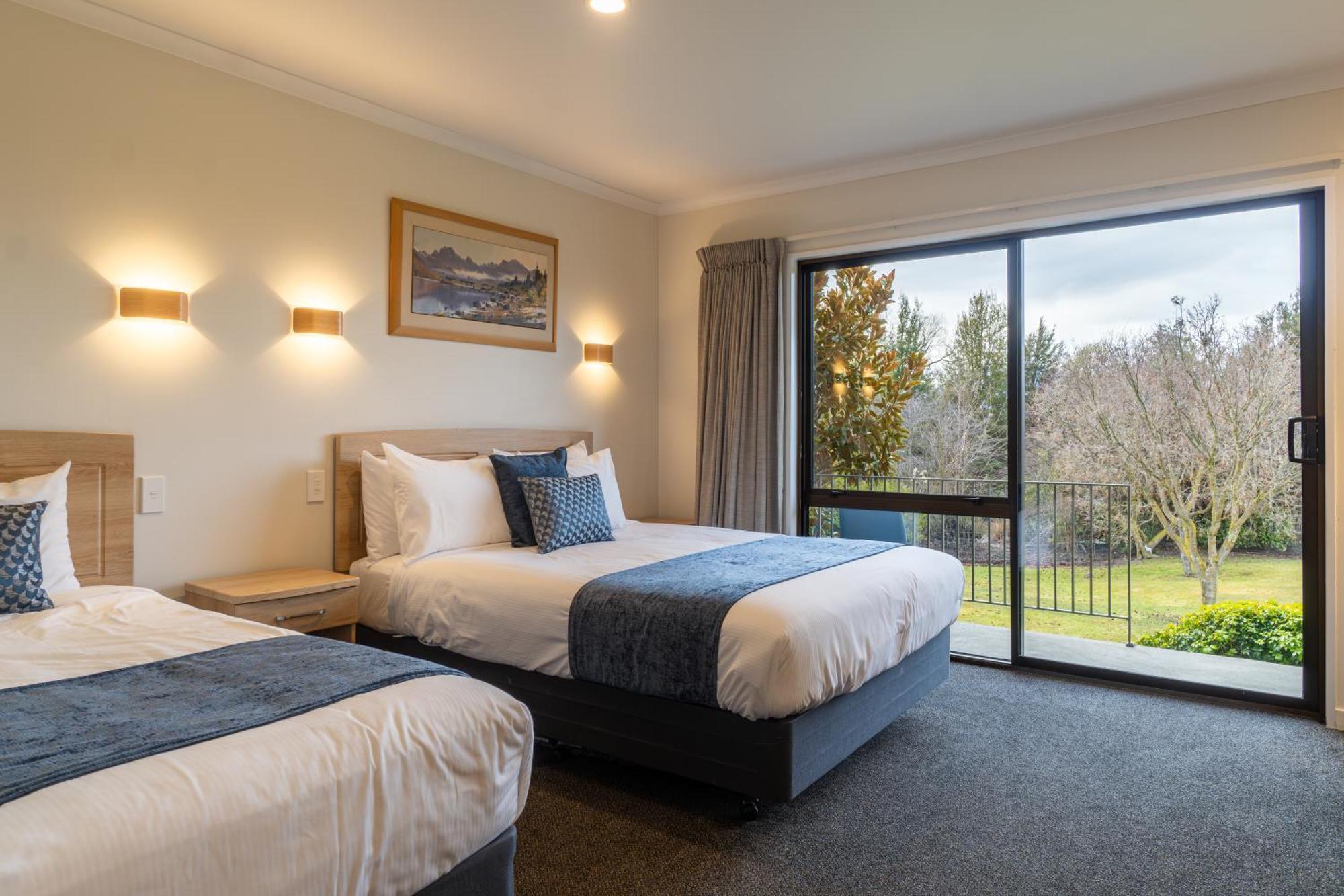 Wanaka Top 10 Holiday Park Bagian luar foto