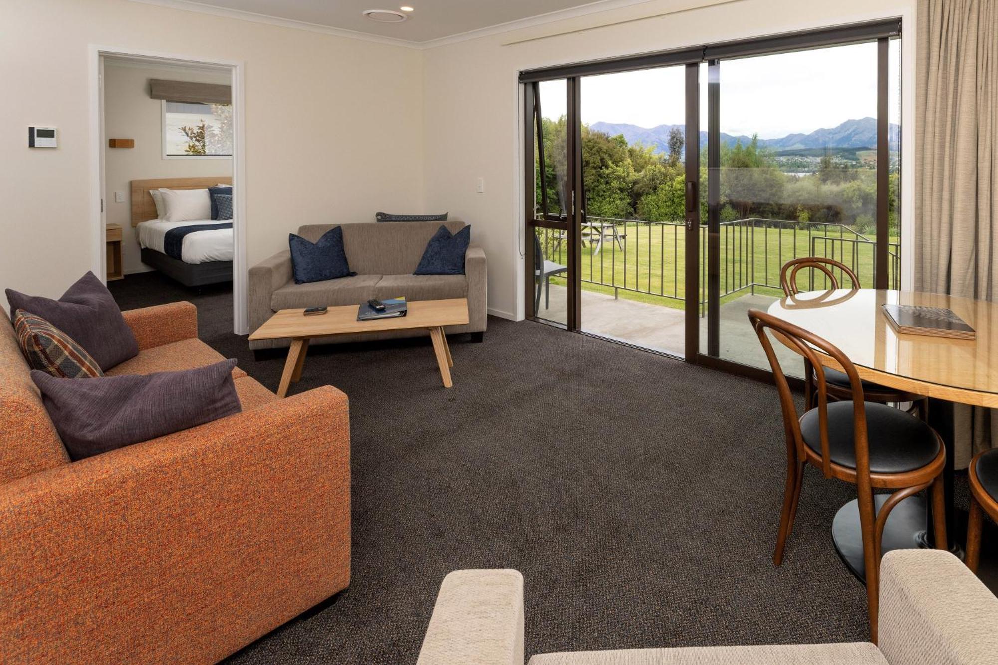 Wanaka Top 10 Holiday Park Bagian luar foto